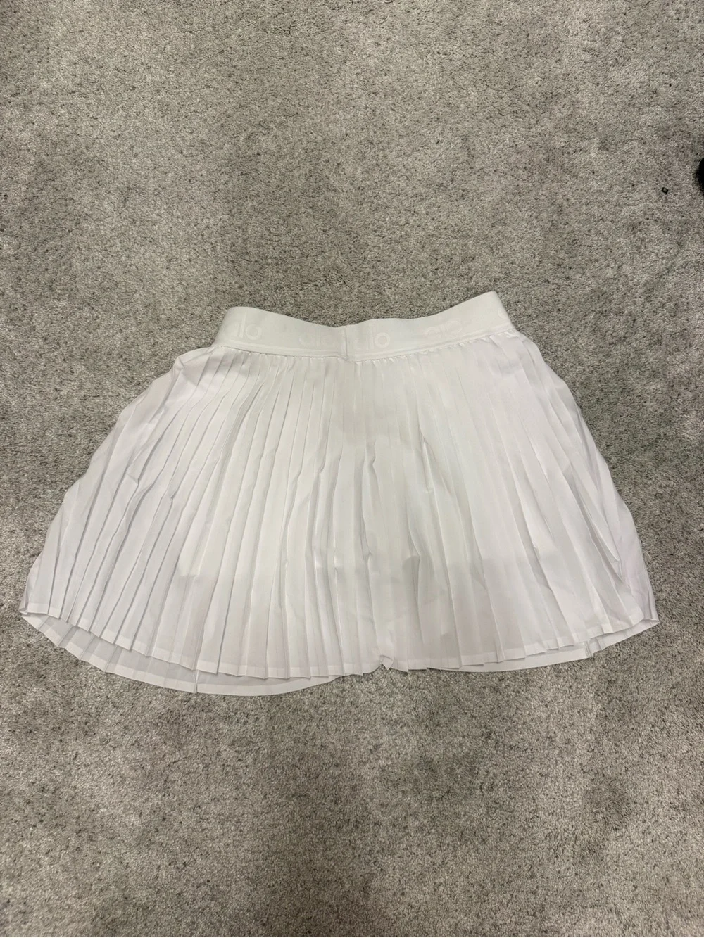 ALO Yoga White Pleated Tennis Skirt